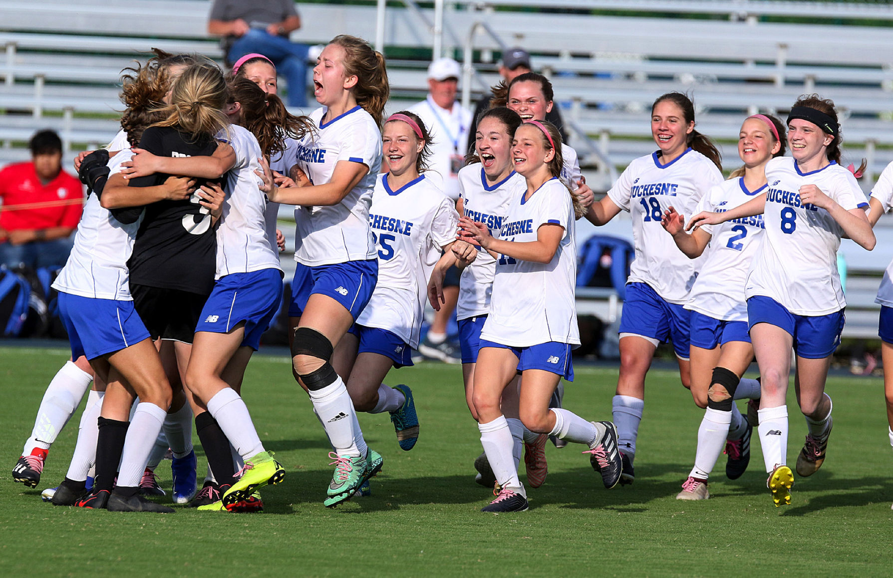 Duchesne vs. St. Vincent girls soccer